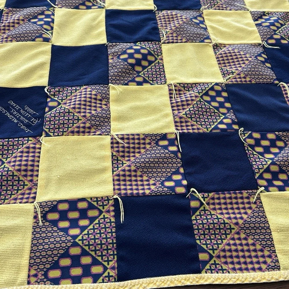 Handmade Patchwork Quilt 38